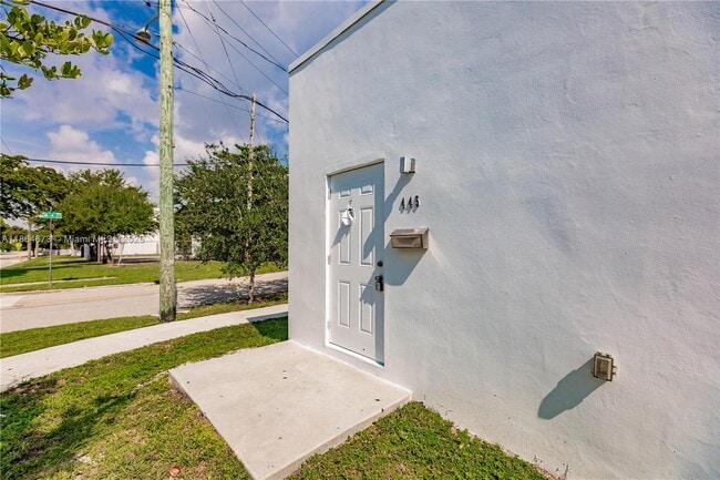 Building Photo - 445 NW 77th St