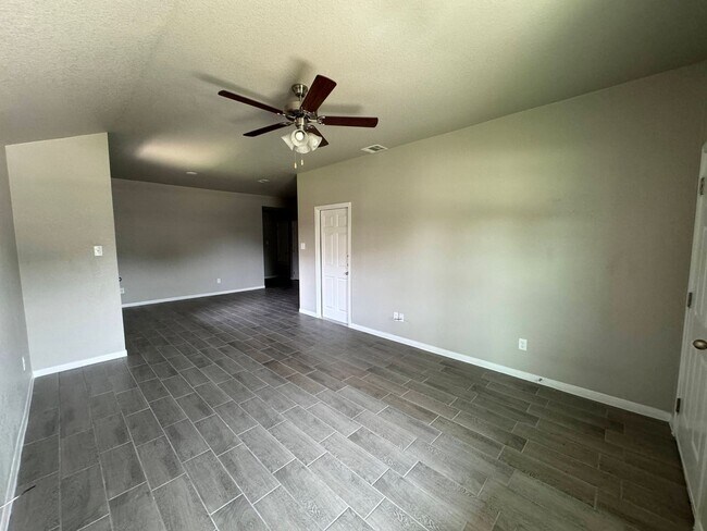 Building Photo - 1616 Indian Trail
