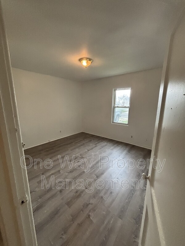 Foto del edificio - 1738 N Poplar Ave