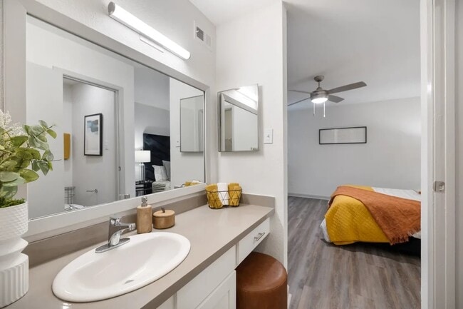 Foto del edificio - 2800 Ashford Trail Dr