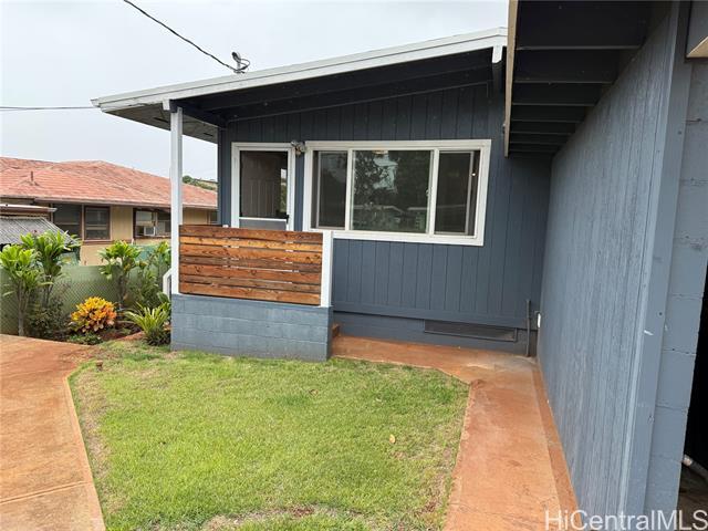 Foto principal - 1460 Hoohulu St