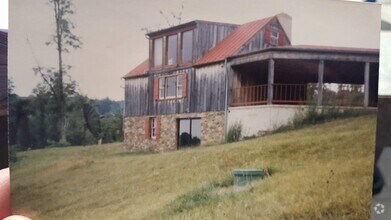 Building Photo - 18185 Turnberry Dr