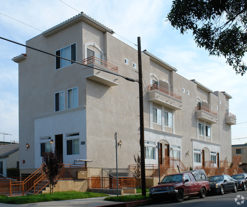 Primary Photo - Keystone Apartments
