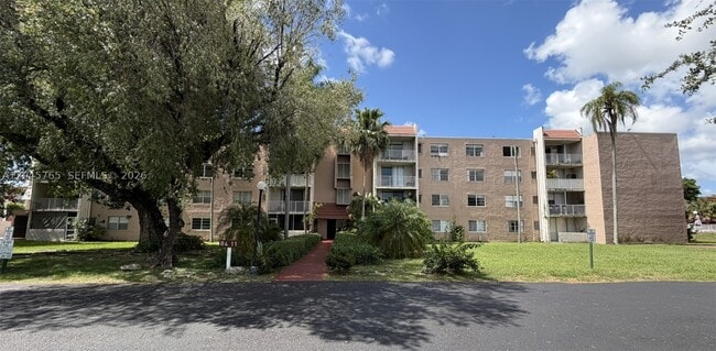 Building Photo - 8411 NW 8th St