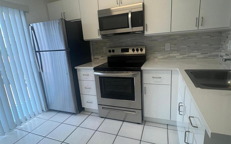 Primary Photo - 2575 SW 27th Ave