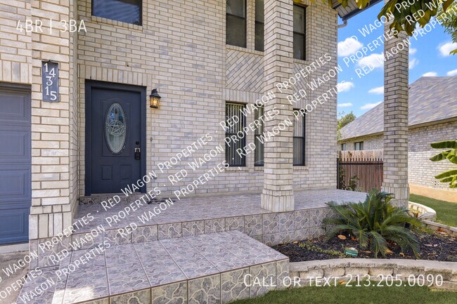 Foto del edificio - 14315 Cougar Trail
