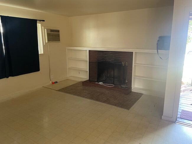 Building Photo - 1284 Stafford Way