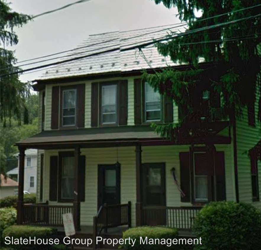 Primary Photo - 246 E Main St