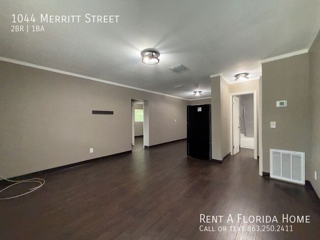 Building Photo - 1044 Merritt St