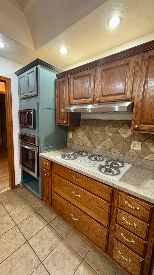 Foto del edificio - 322 Pinehurst Dr