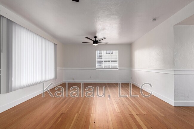 Foto del edificio - 2256 W Ella St