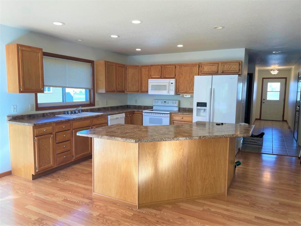 1914 Crooked Ave, Holmen, WI 54636 Townhome Rentals in Holmen WI