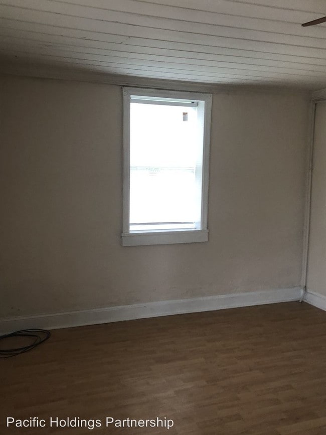 Building Photo - 2 br, 1 bath House - 2770 Mann Road  Unit 1