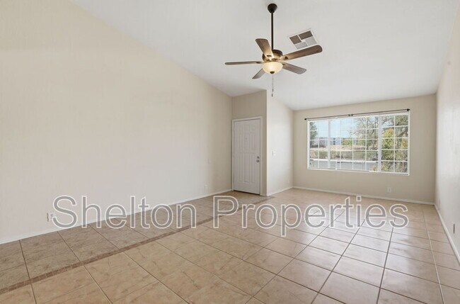 Foto del edificio - 8963 W Ocotillo Rd