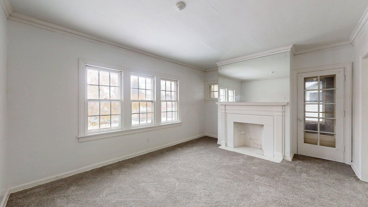 Foto principal - 3863 E 154th St