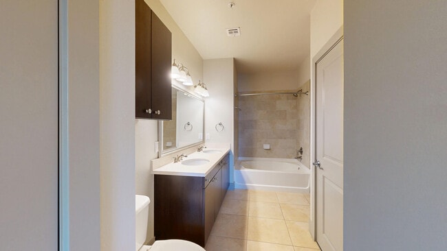 Interior Photo - 13th & Market