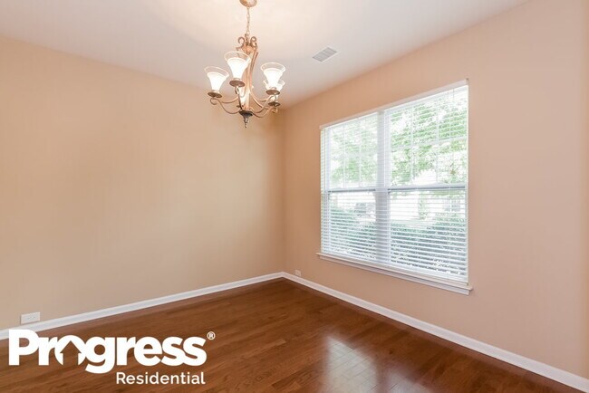 Building Photo - 6014 Colonial Garden Dr