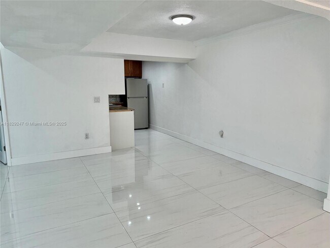 Building Photo - 7401 SW 82nd St