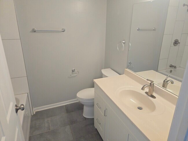 Foto del edificio - 3149 E 24th Rd