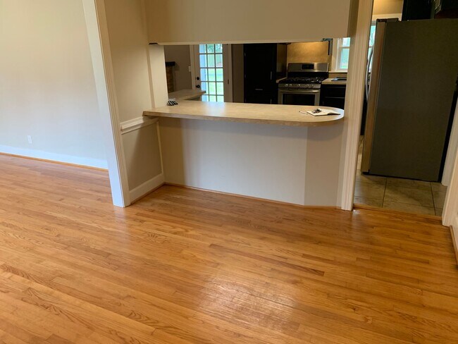 Building Photo - 5801 Craneybrook Ln