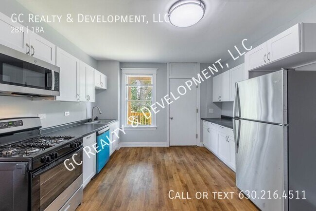 Foto del edificio - ***BRIDGEPORT / COMPLETELY UPDATED - 2 BDR...