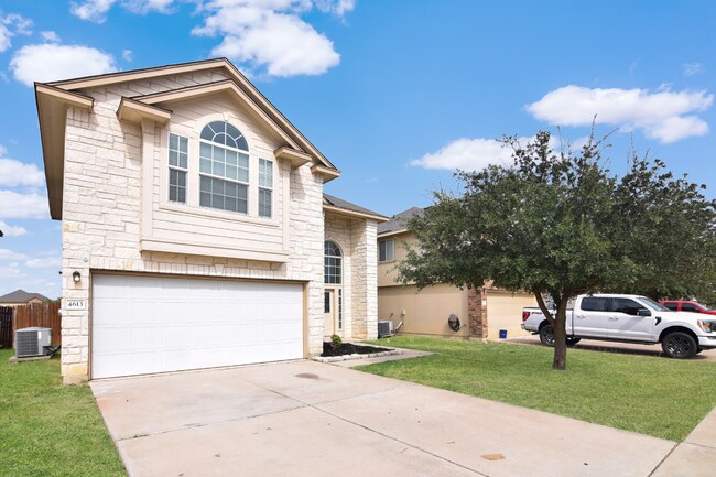 Foto del edificio - 4613 Honeystreet Bridge Ln