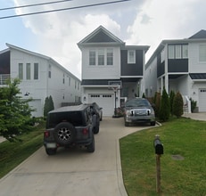 Building Photo - 845 Dewees Ave