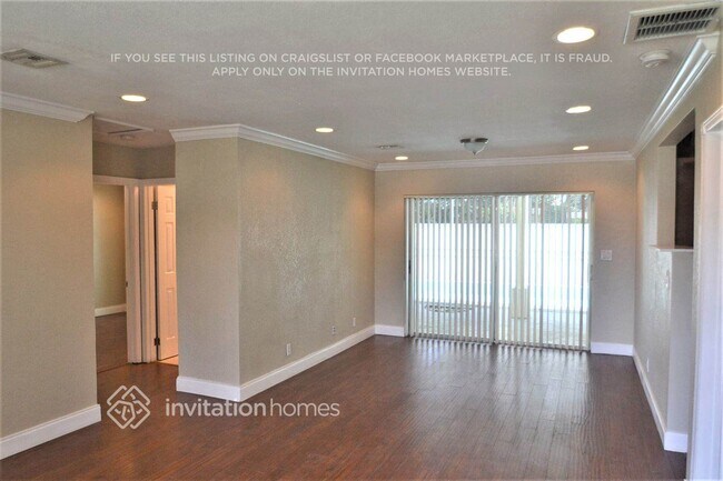 Foto del edificio - 6460 Grant Ct