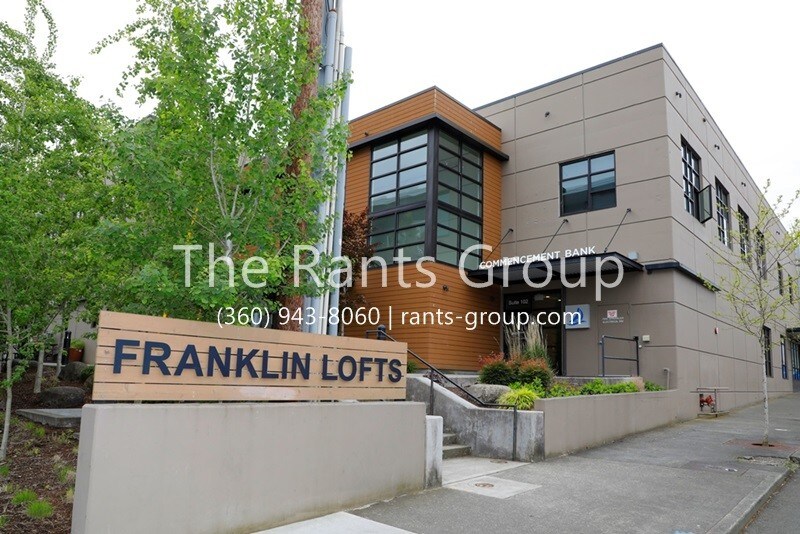 Primary Photo - 600 Franklin St SE