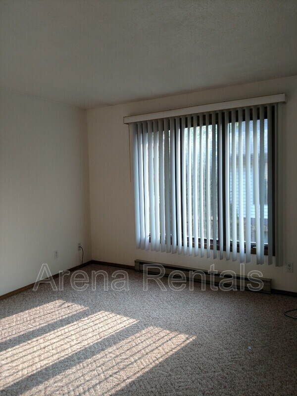 Foto del edificio - 4770 Charing Dr