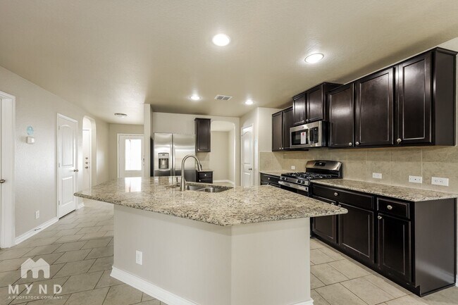 Building Photo - 15453 Bobwhite Quail