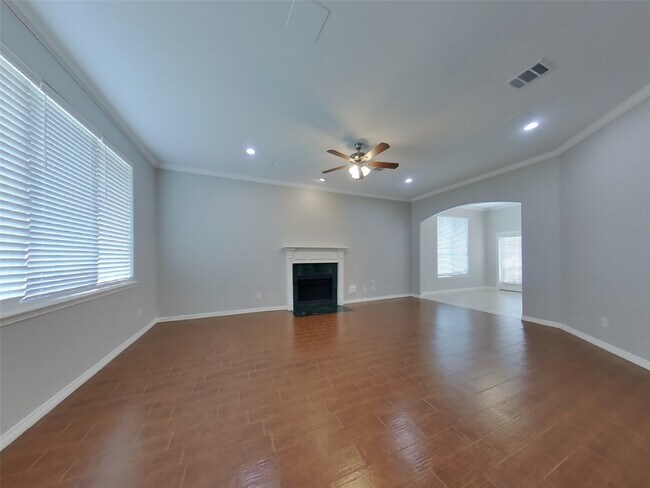 Building Photo - 138 Snug Harbor Blvd