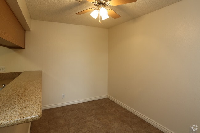 the biltmore apartments anaheim