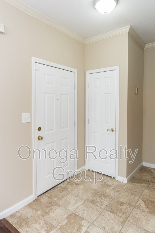 Building Photo - 407 Cambrian Ridge Trail