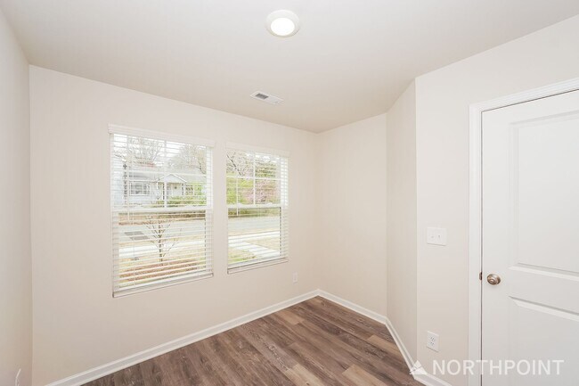 Building Photo - Brand New Townhome | 3 BR/3.5BA | 1-Car Garage | Near Downtown Mooresville