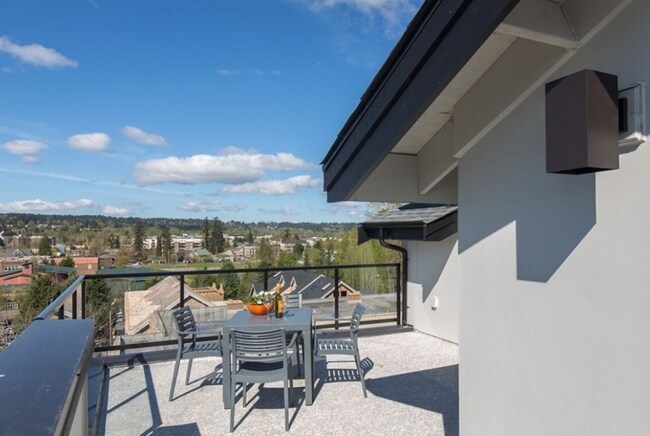 Foto del edificio - Modern Nearly New 3+ Bedroom Luxury Townho...