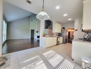 Building Photo - 21923 Maybrook Ct