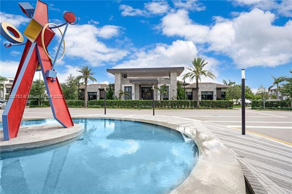 Foto principal - 8167 NW 41st St