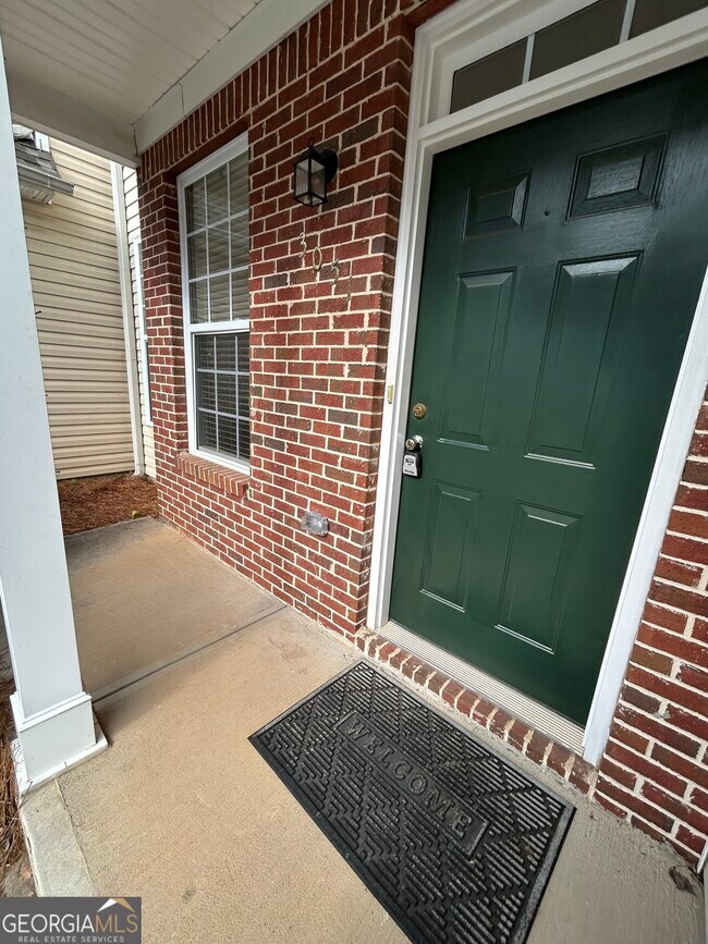 Building Photo - 3051 Kentmere Dr