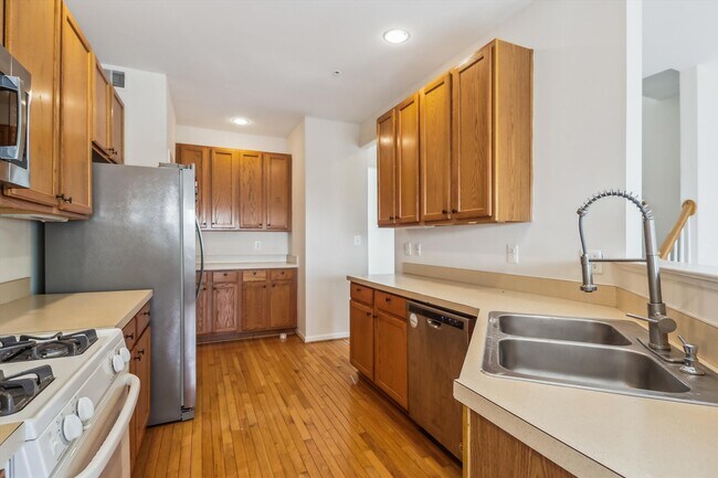 Building Photo - 13404 Fountain Club Dr