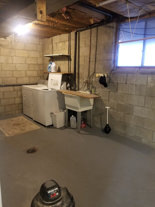 232 Queensberry Ct, Pittsburgh, PA 15237 Townhouse for Rent in