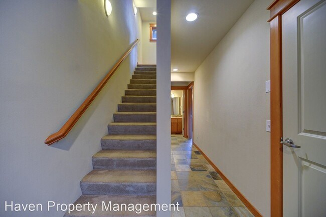 Foto del edificio - 3 br, 2.5 bath House - 4303 SW Willow St
