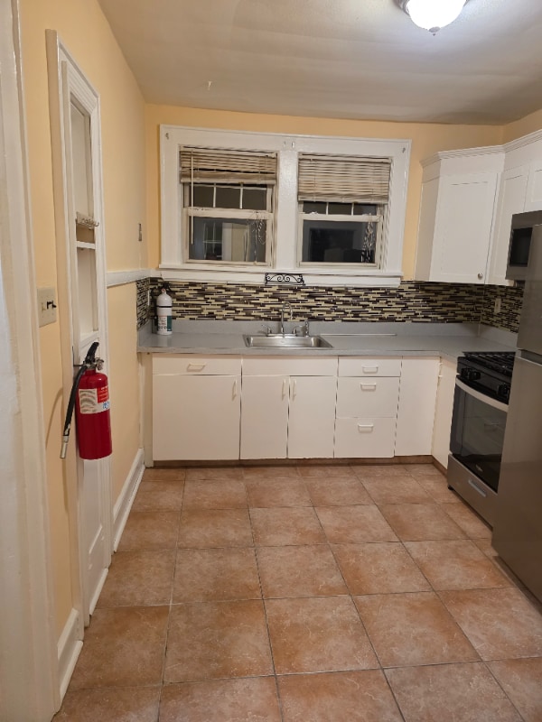 Building Photo - 12 Gillespie Rd