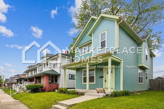 Building Photo - 216 Hendricks Pl