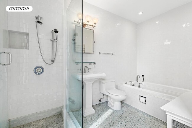 Building Photo - 46 Sterling Pl