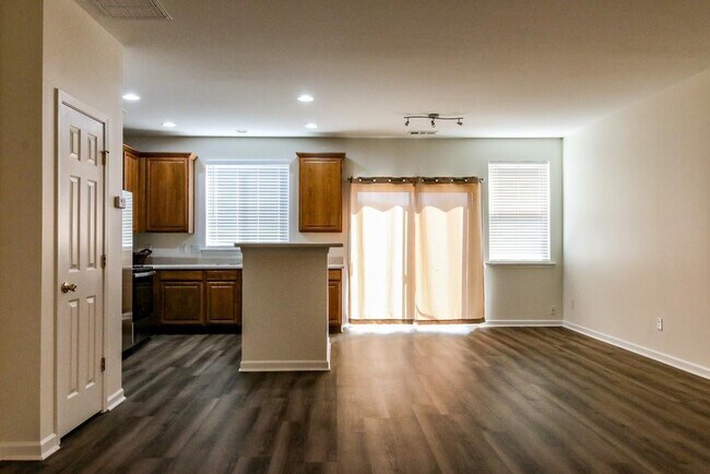 Foto del edificio - 508 Rendezvous Rd