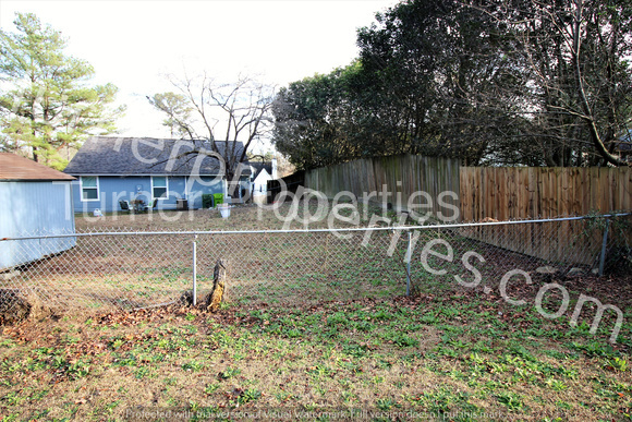 Building Photo - 18 Raintree Ct