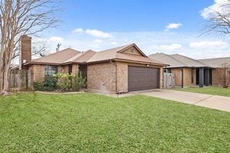 Building Photo - 607 Saunders Dr