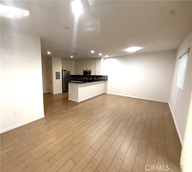 Foto del edificio - 6937 Knowlton Pl