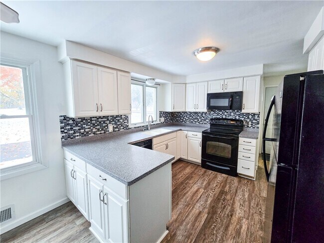 Foto del edificio - 512 Bromley Rd